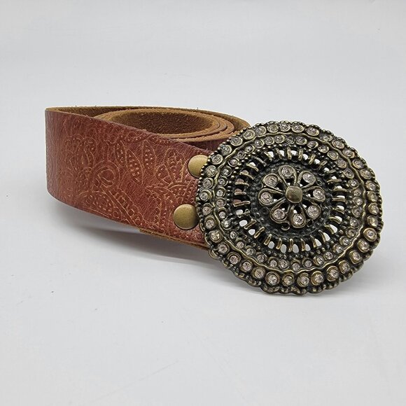 FOSSIL Belt Genuine Leather Brown Floral Rhinestones Round Buckle Embossed Sz M - Picture 1 of 7